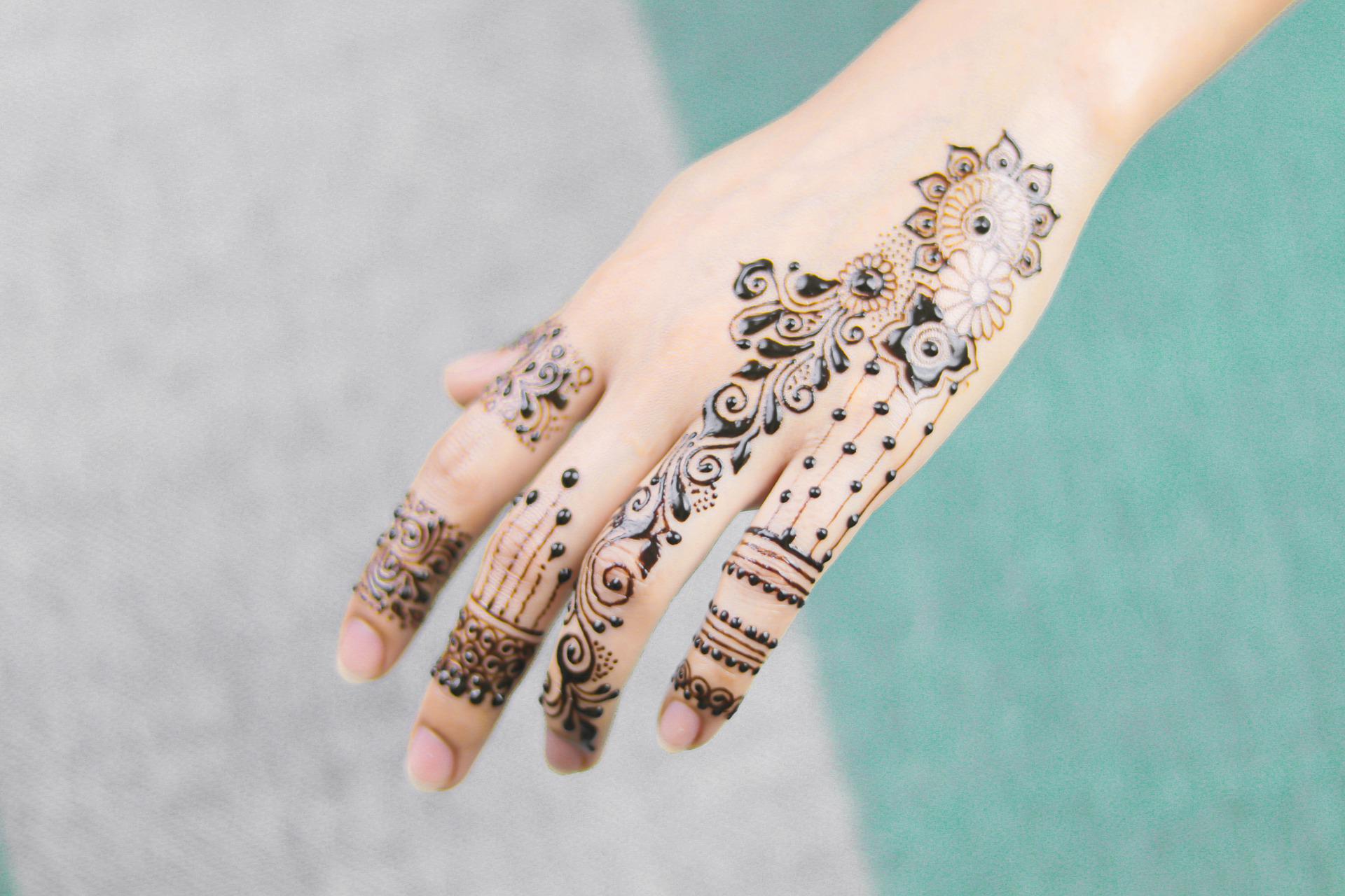 tatuaggi temporanei hennè