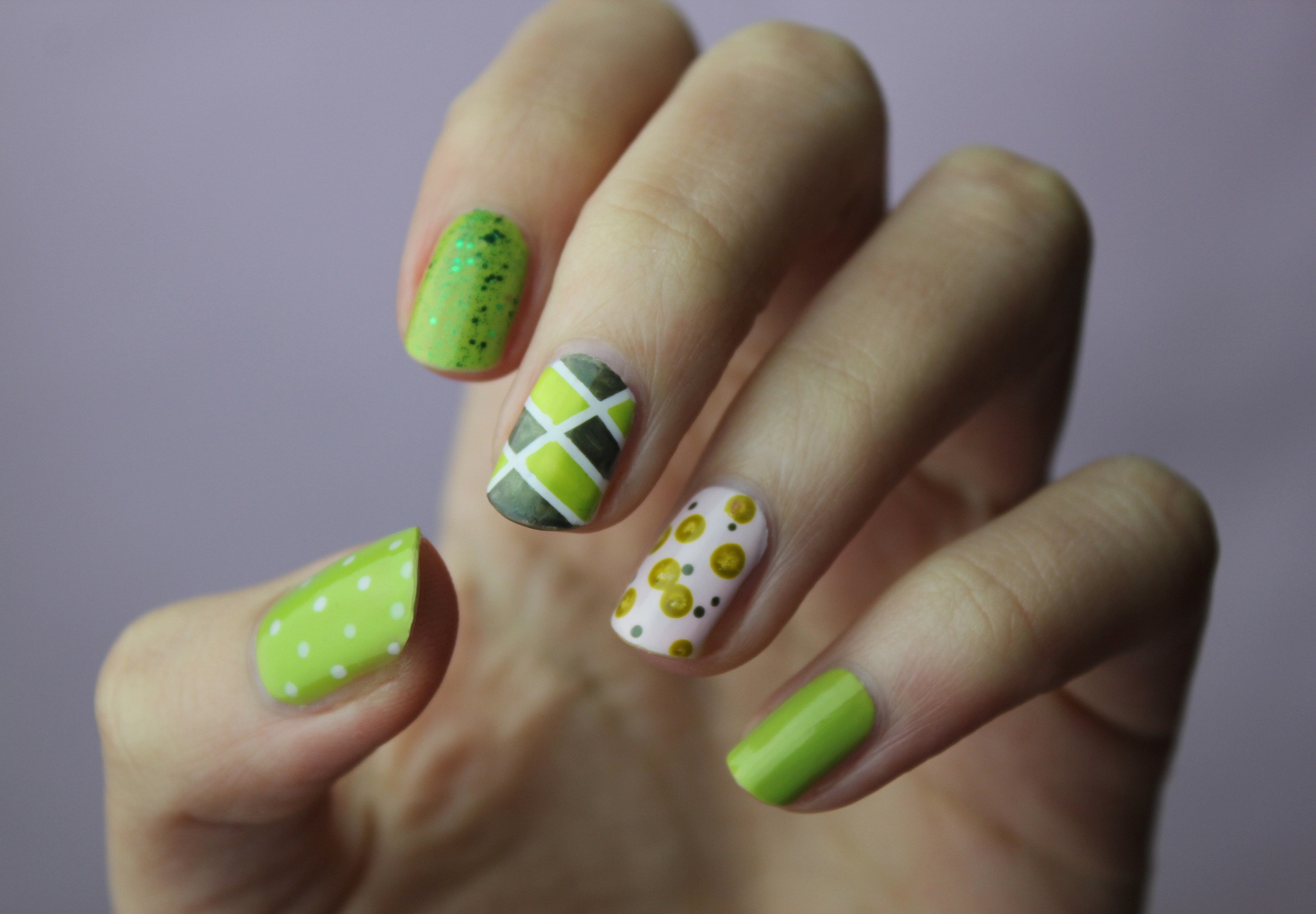 tendenze nailart verde