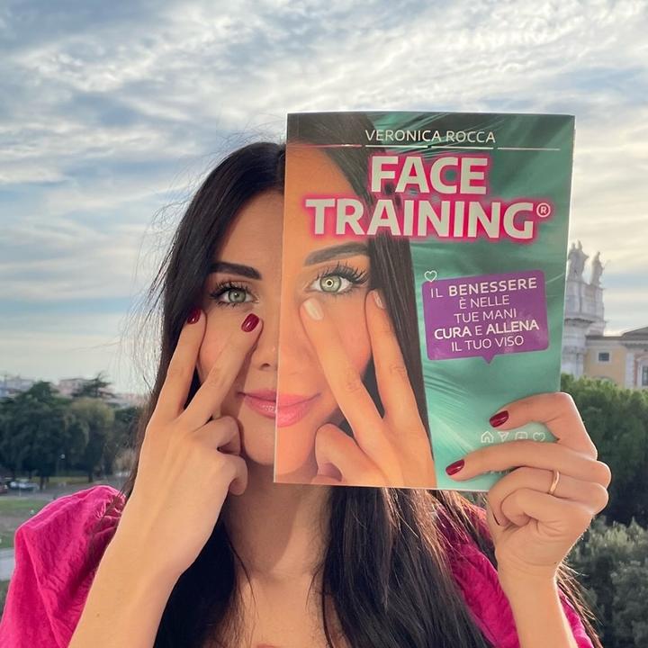 beauty influencer veronica rocca