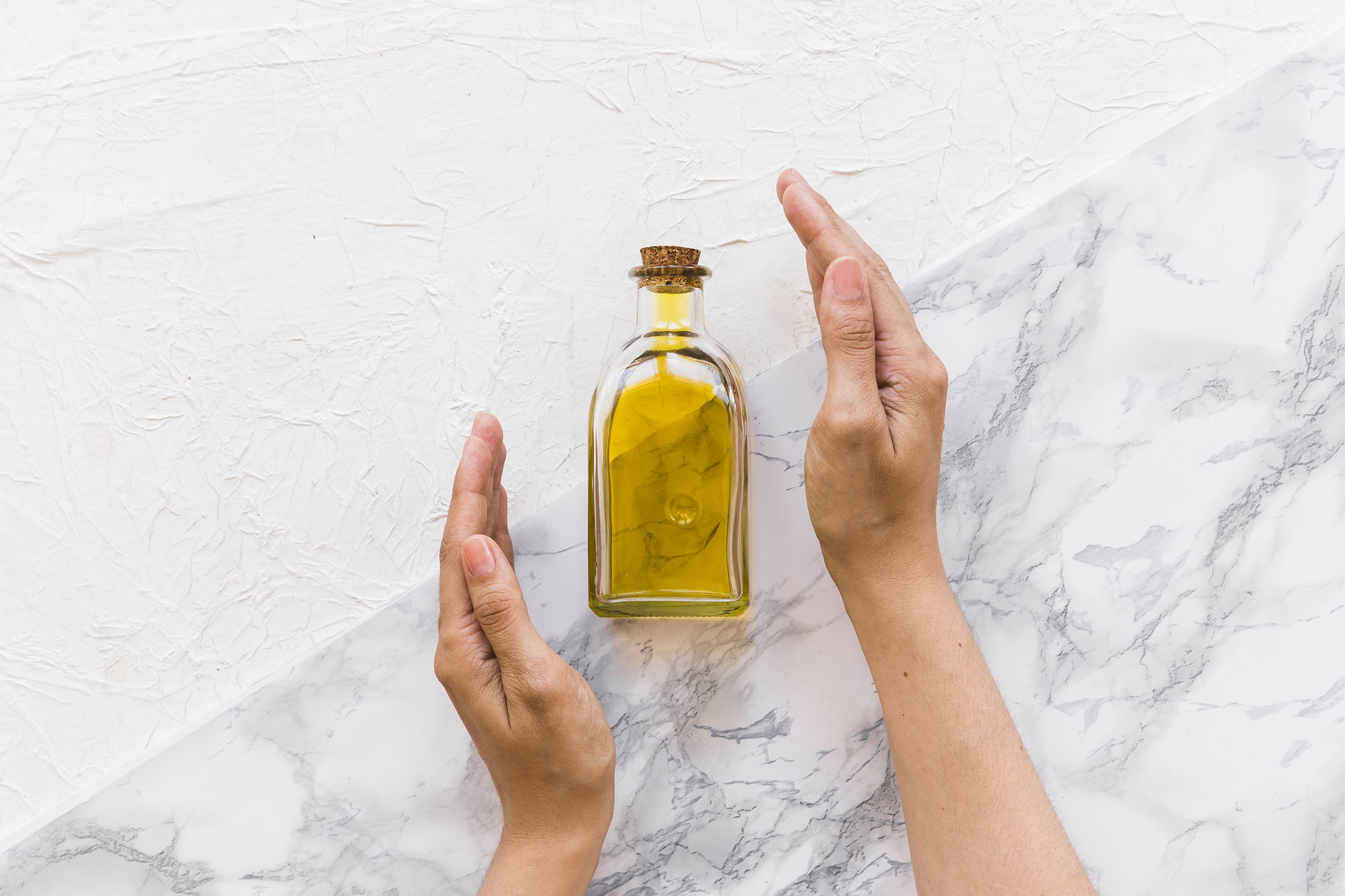 olio d'oliva e sue proprietà cosmetiche
