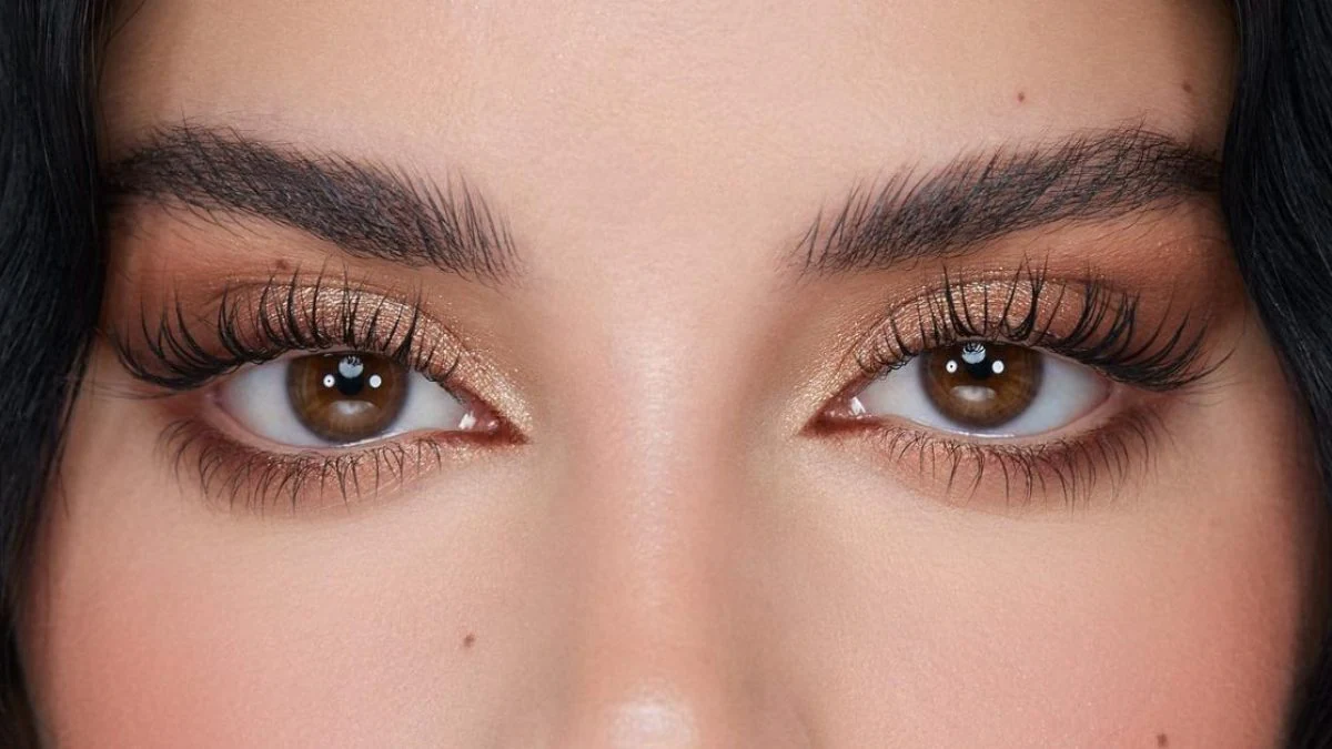 Mascara marrone