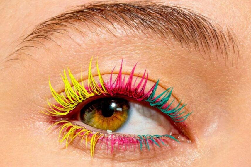 Mascara colorato